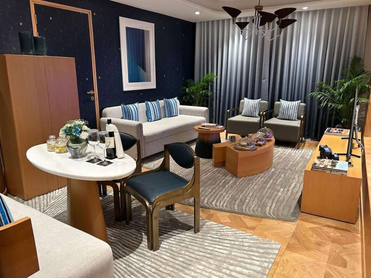 Presidential Suite (Complimentary one way airport transfer, 15% off Spa and Salon services,15% Discount on Food and Soft Beverages , Happy Hours – 11:30 AM to 07:00 PM